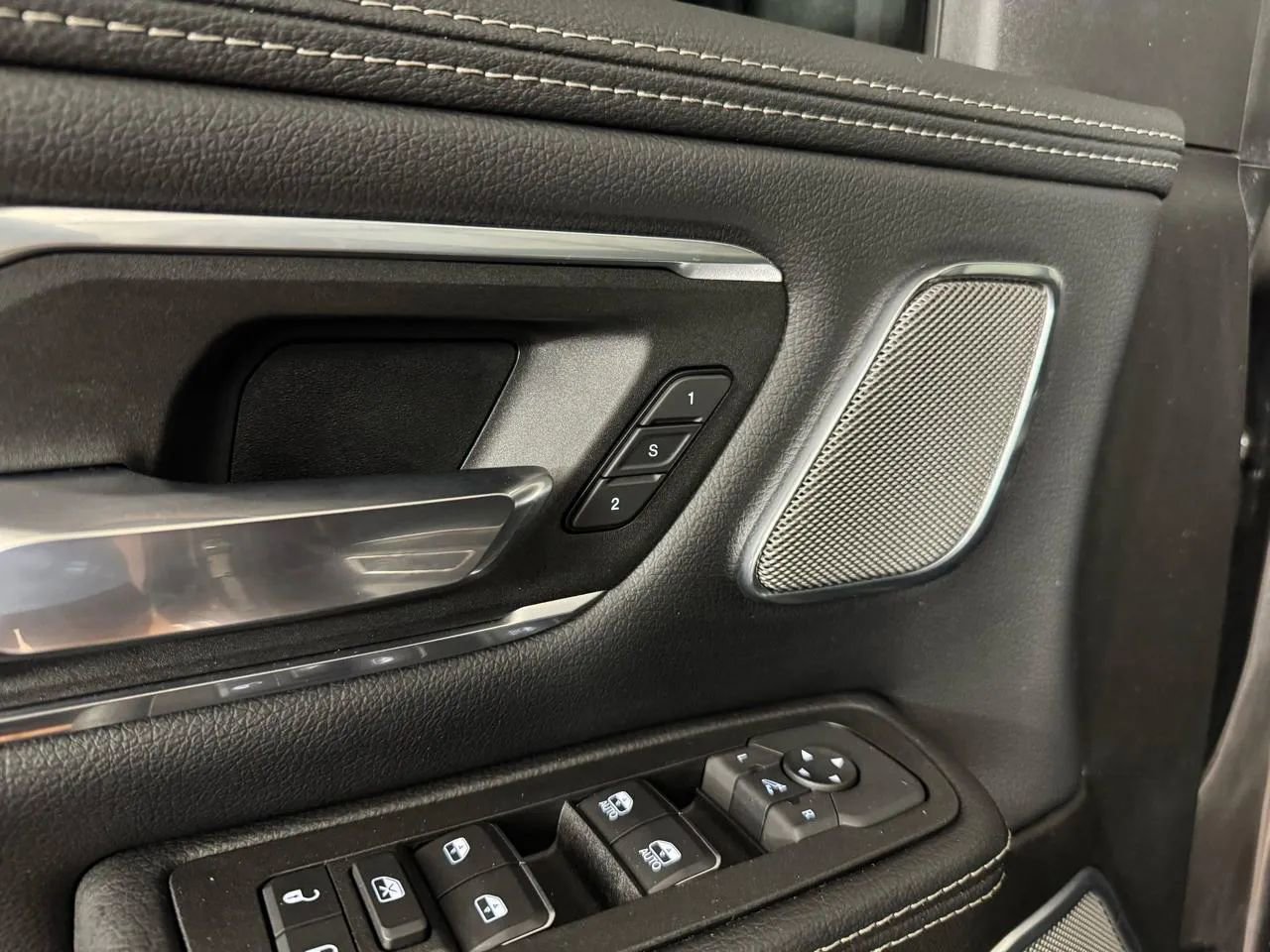Used 2026 RAM 1500 Laramie w/ Night Edition AWD/4WD image 18