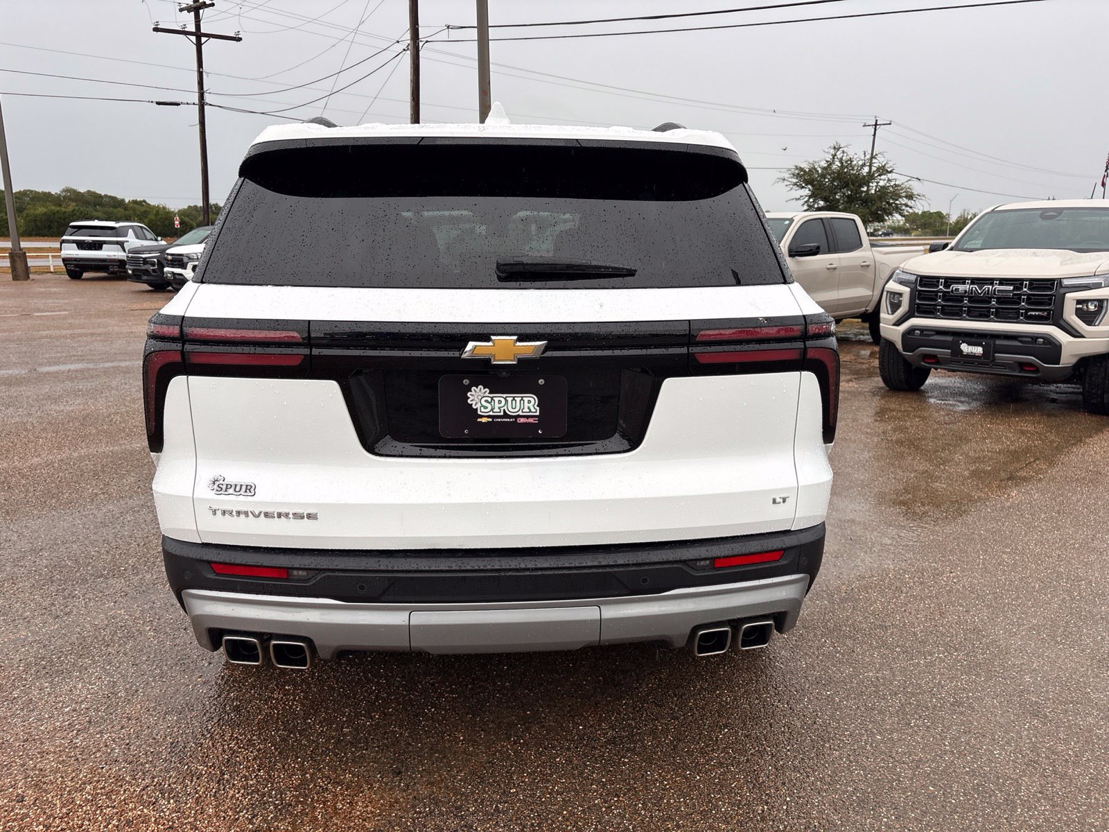 Used 2024 Chevrolet Traverse LT FWD image 5
