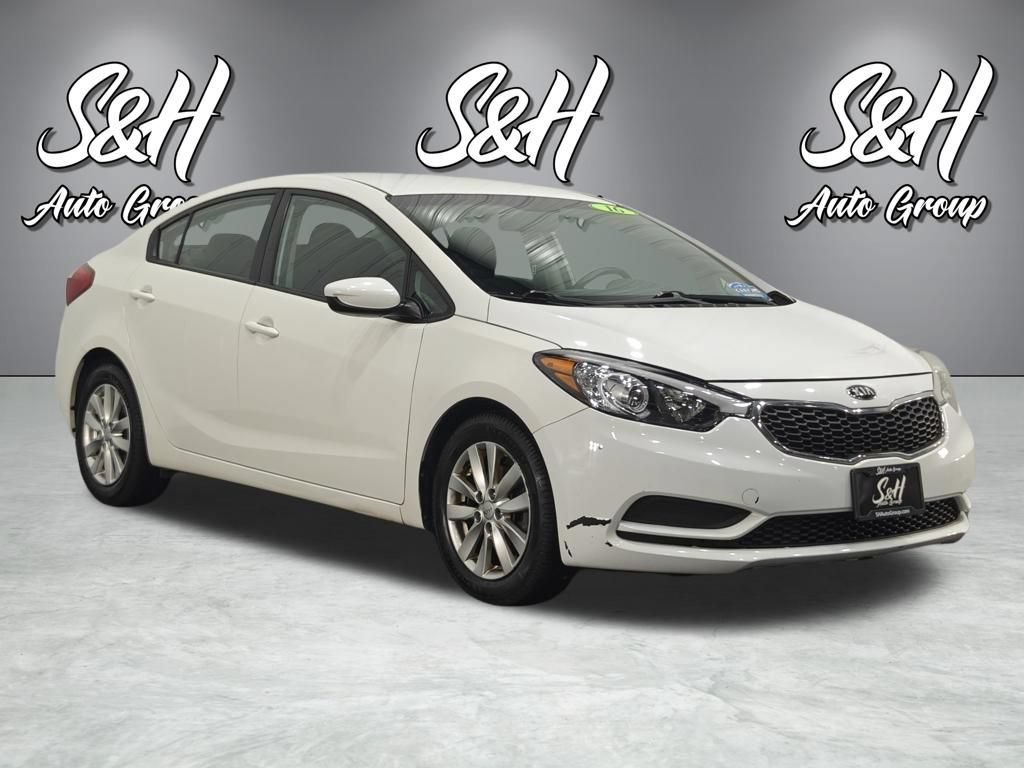 Used 2016 Kia Forte LX FWD image 2