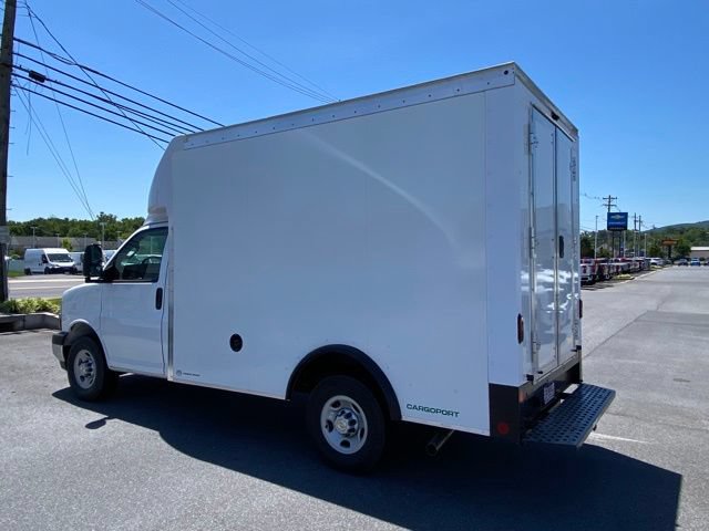 New 2026 Chevrolet Express 3500 w/ Power Convenience Package RWD image 4