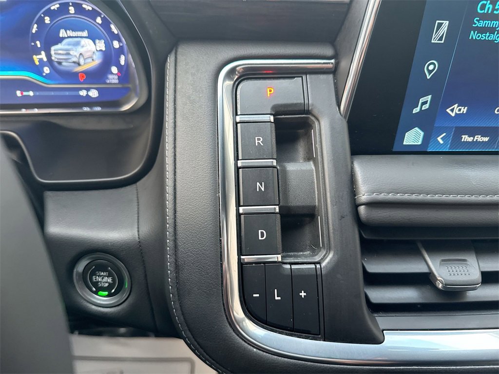 Used 2022 Chevrolet Tahoe Z71 w/ Luxury Package image 23