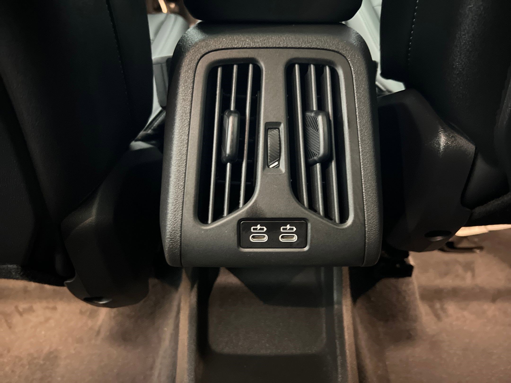 Used 2026 BMW X1 xDrive28i w/ Technology Package image 32