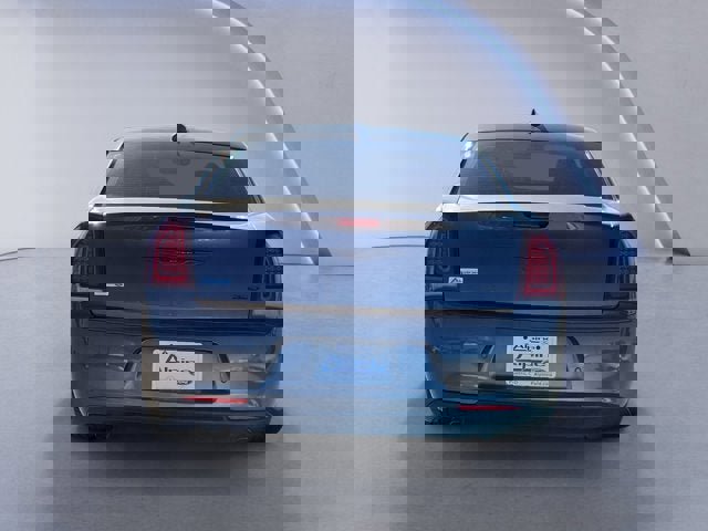 Used 2022 Chrysler 300 Touring L image 4