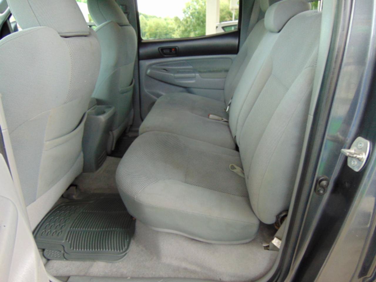Used 2010 Toyota Tacoma 4x4 Double Cab image 7