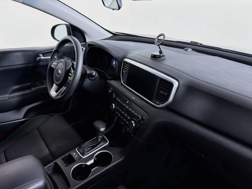 Used 2022 Kia Sportage LX w/ LX FWD Value Edition Package image 27