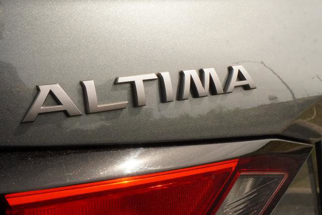 Used 2023 Nissan Altima 2.5 SL AWD/4WD image 40