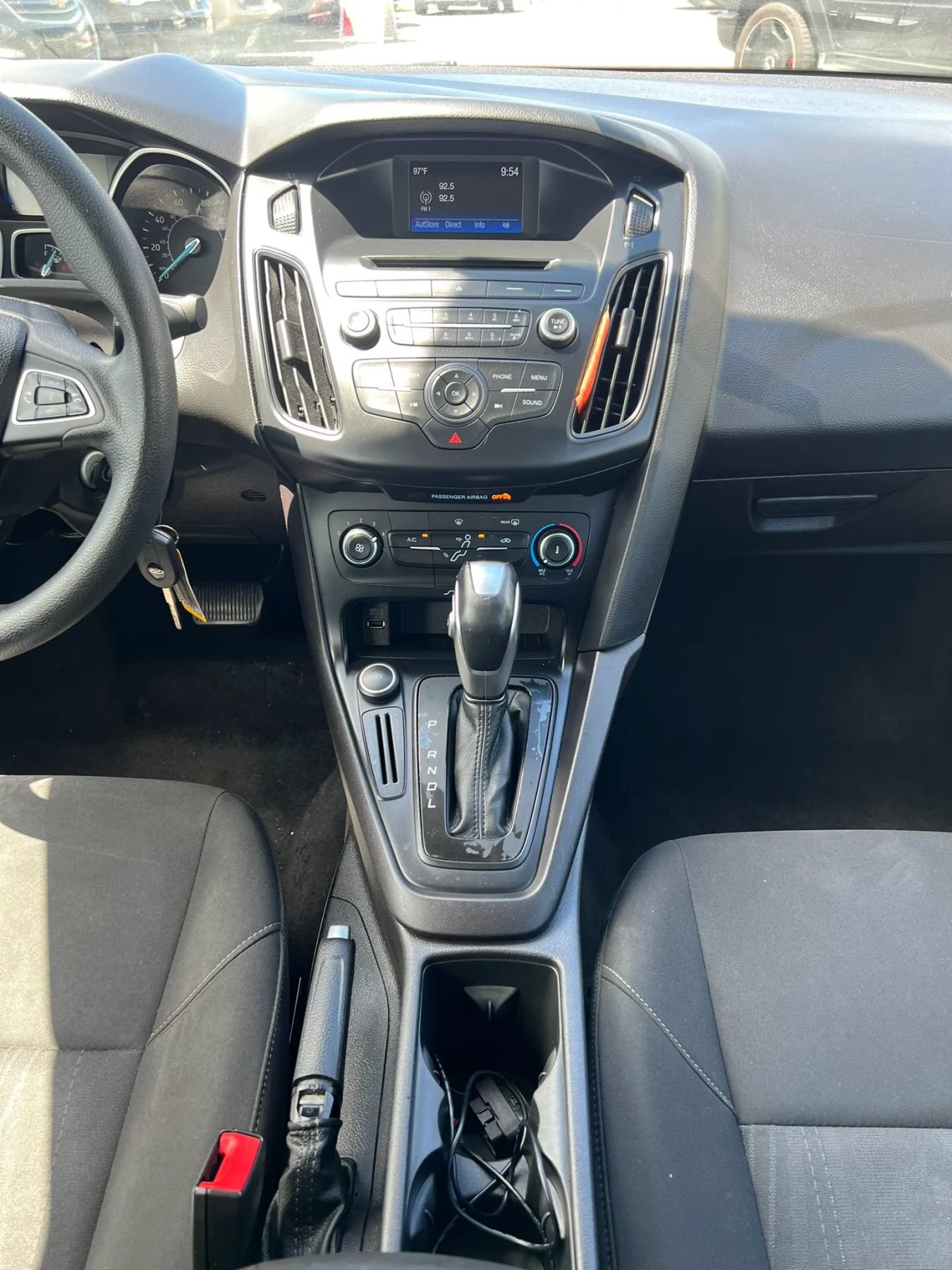 Used 2015 Ford Focus SE FWD image 13