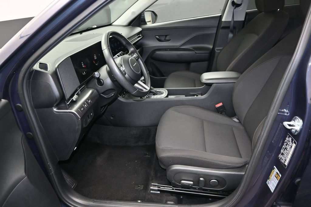 Used 2025 Hyundai Kona SEL AWD/4WD image 19