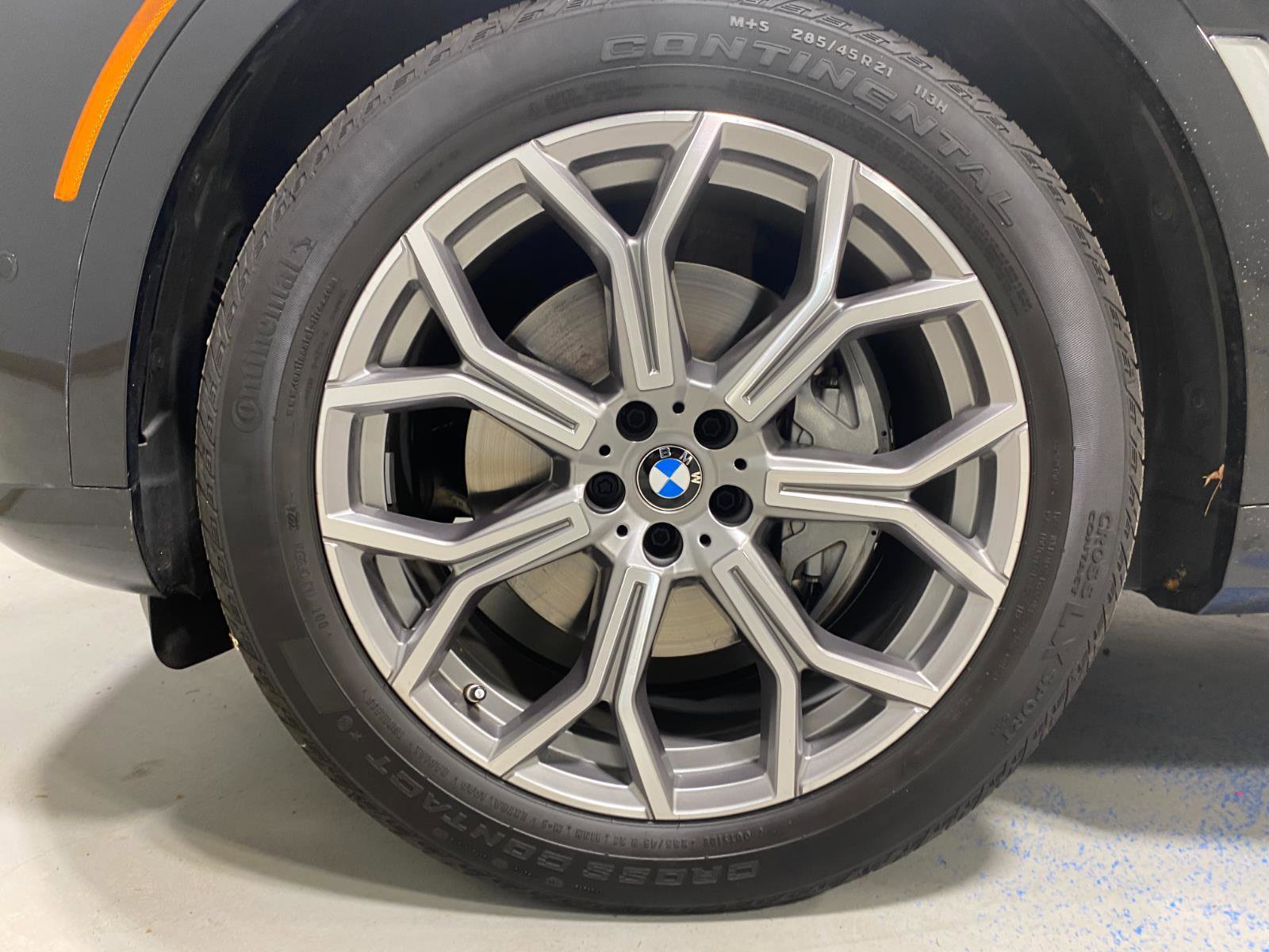 Certified 2023 BMW X7 xDrive40i w/ Climate Comfort Package image 27