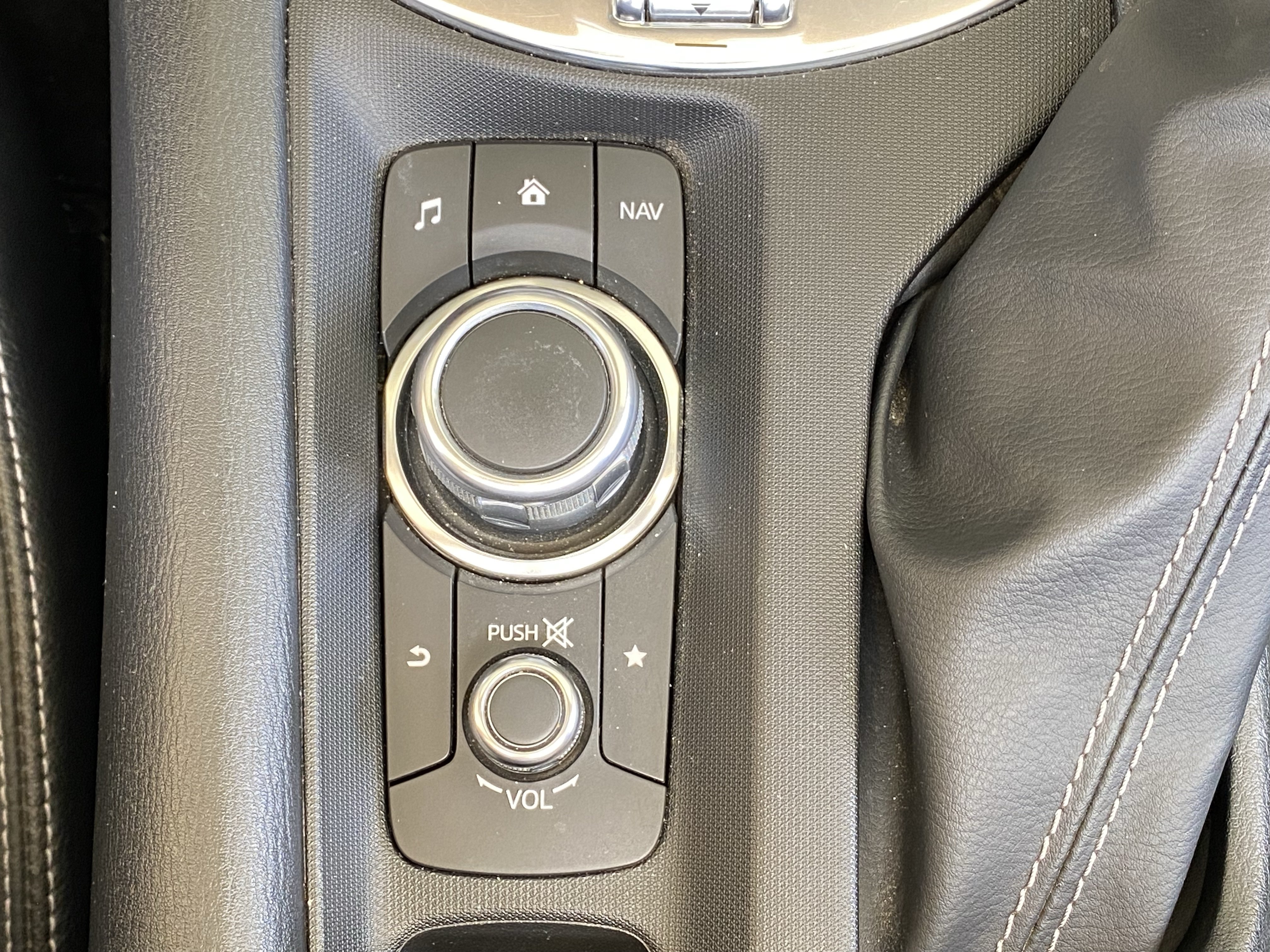 Used 2023 MAZDA MX-5 Miata Grand Touring RWD image 31