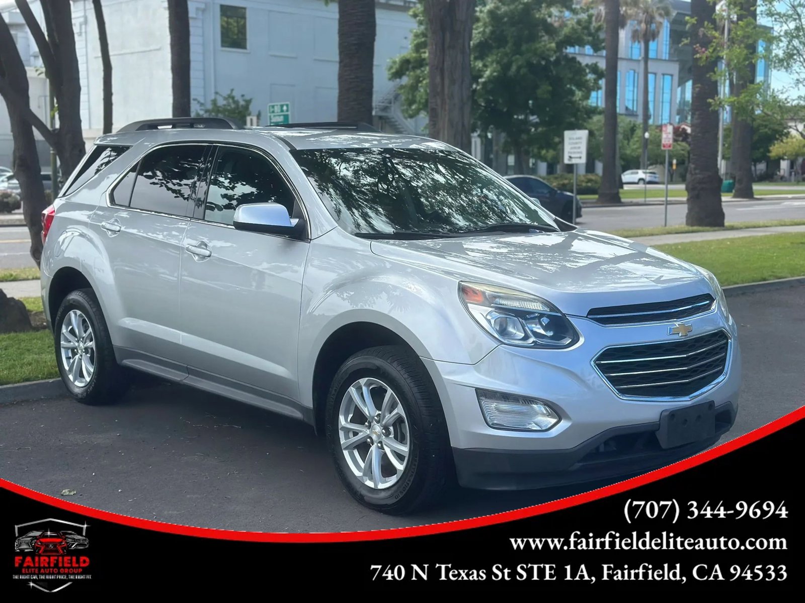 Used 2017 Chevrolet Equinox LT w/ Convenience Package FWD image 1