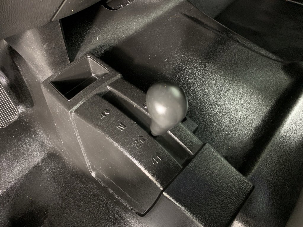 Used 2019 Chevrolet Silverado 2500 W/T AWD/4WD image 19