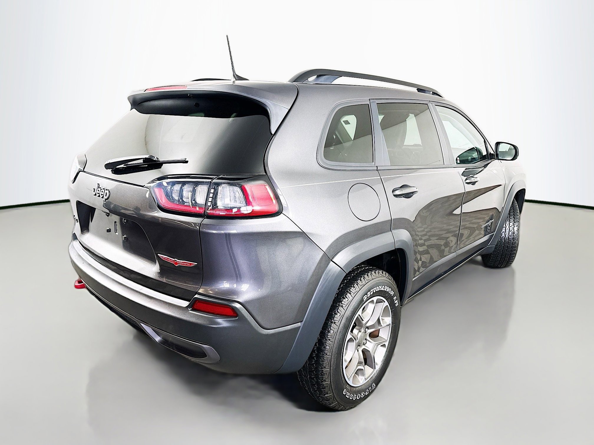 Used 2022 Jeep Cherokee Trailhawk w/ Premium Leather Package AWD/4WD image 7