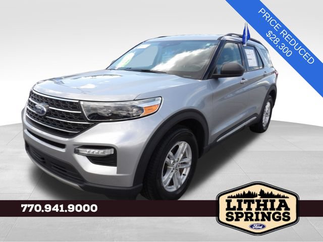 Certified 2023 Ford Explorer XLT w/ Equipment Group 202A RWD image 3