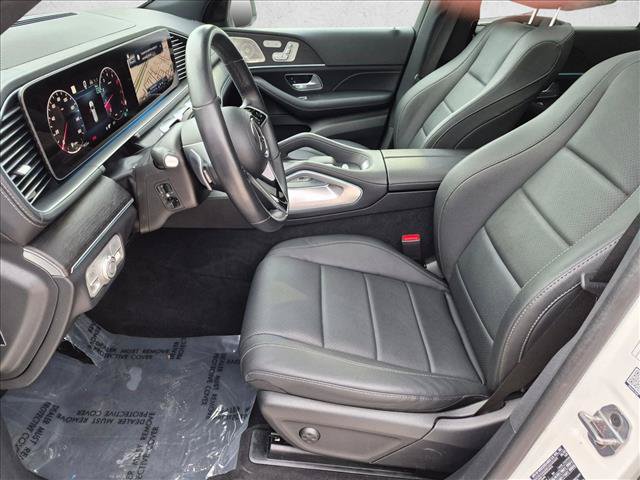 Used 2025 Mercedes-Benz GLS 450 4MATIC image 16