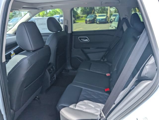 New 2026 Nissan Rogue Platinum w/ Platinum Premium Package AWD/4WD image 10