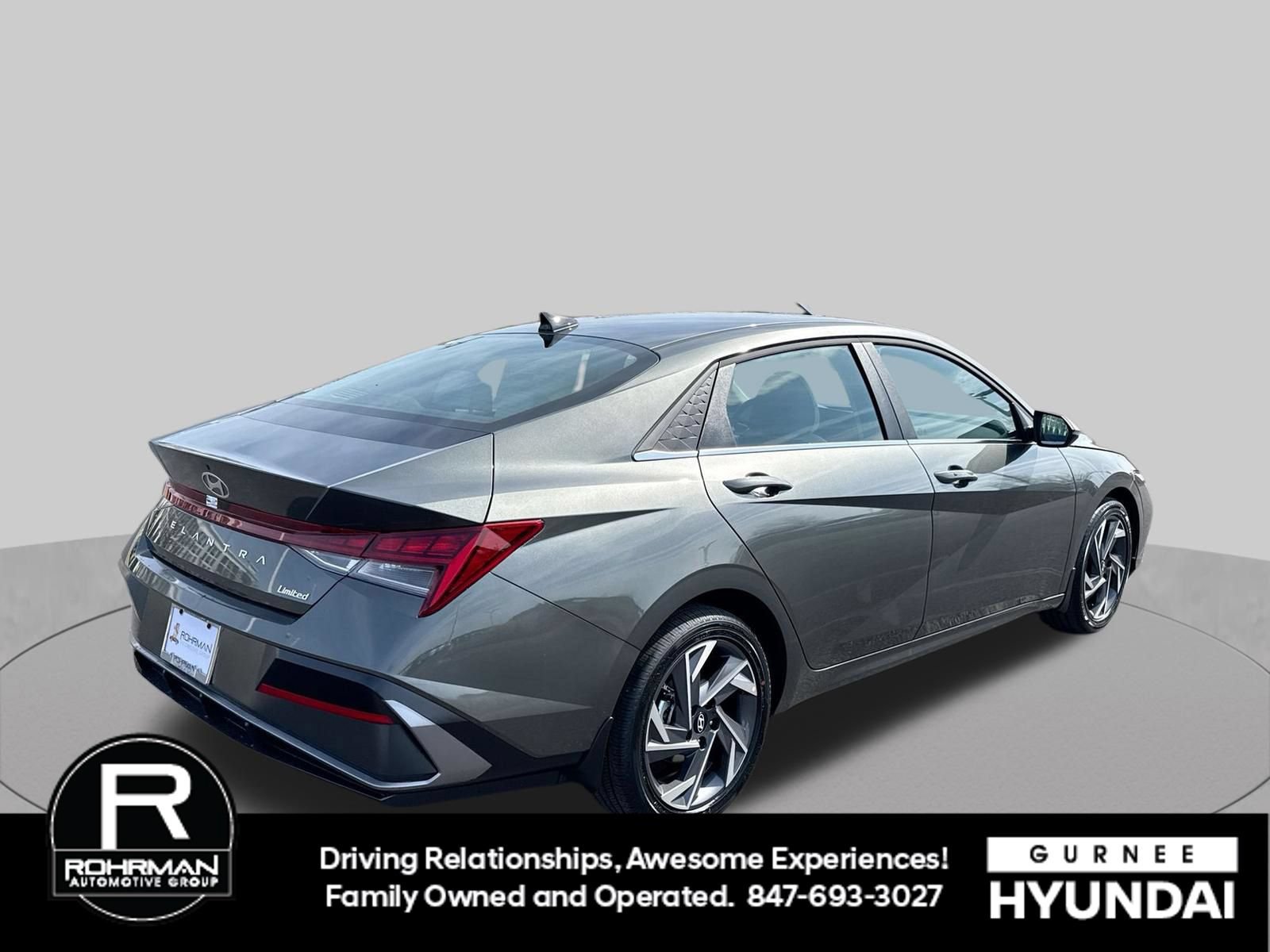 Used 2026 Hyundai Elantra Limited FWD image 10