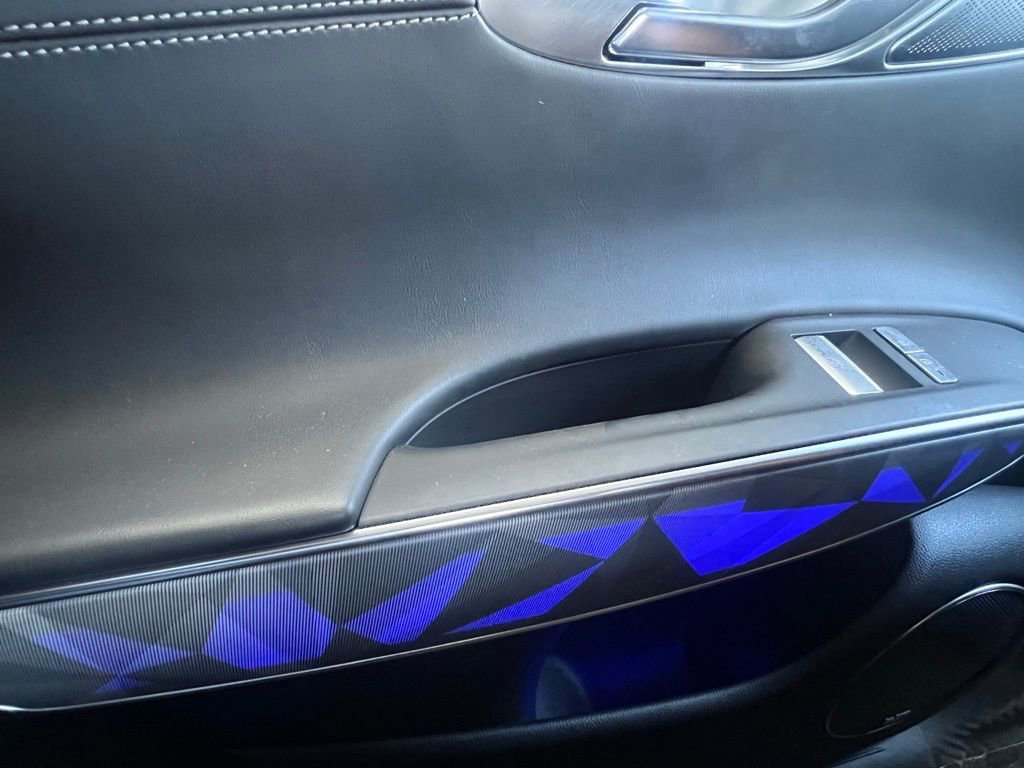 Used 2025 Genesis GV70 3.5T Sport w/ Sport Advanced Package image 19