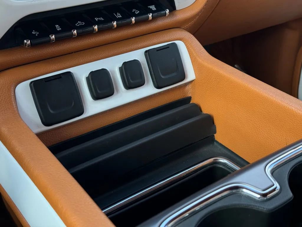 Used 2016 GMC Sierra 2500 Denali w/ Duramax Plus Package image 27