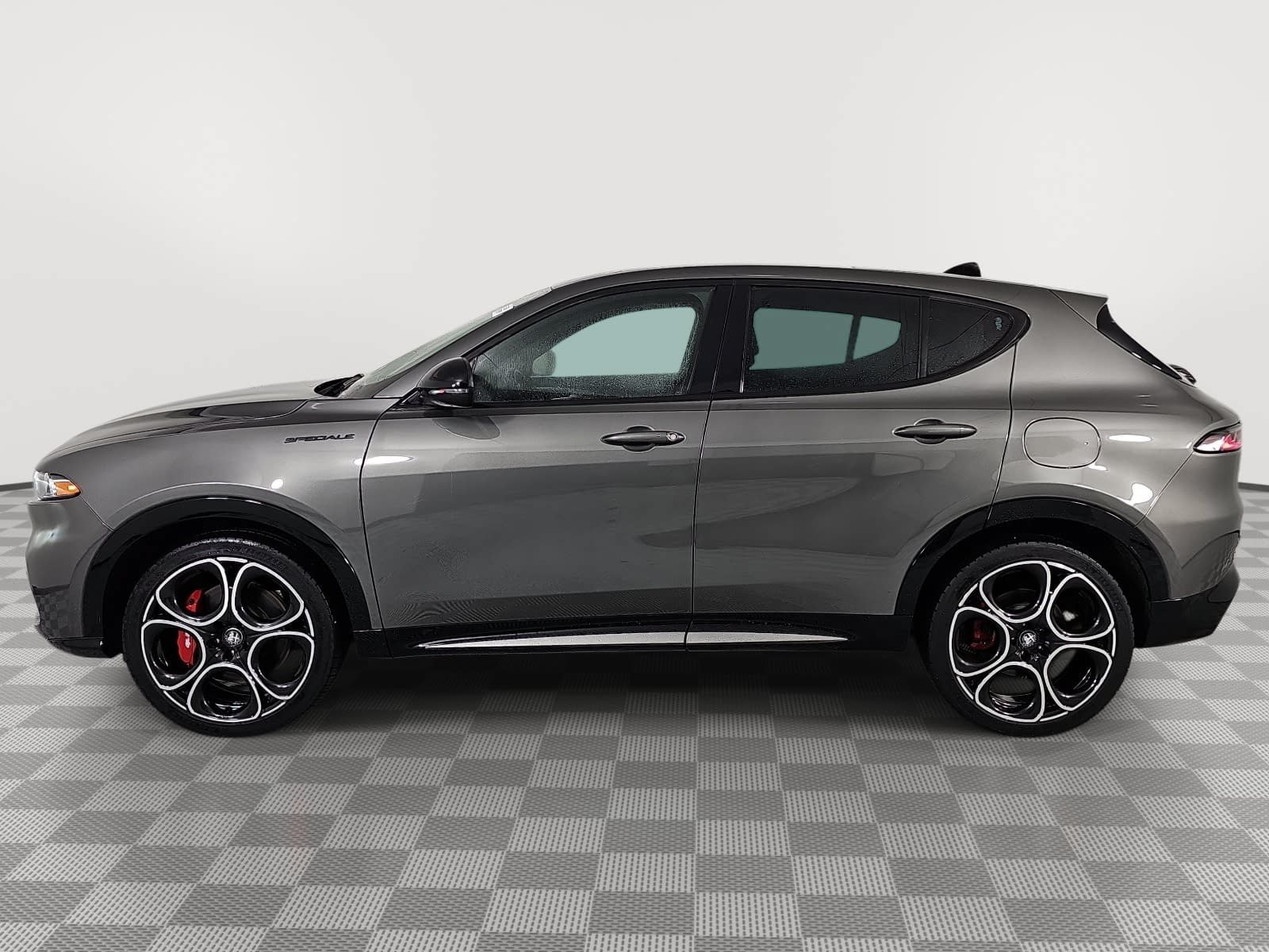 Used 2024 Alfa Romeo Tonale Speciale AWD/4WD image 5