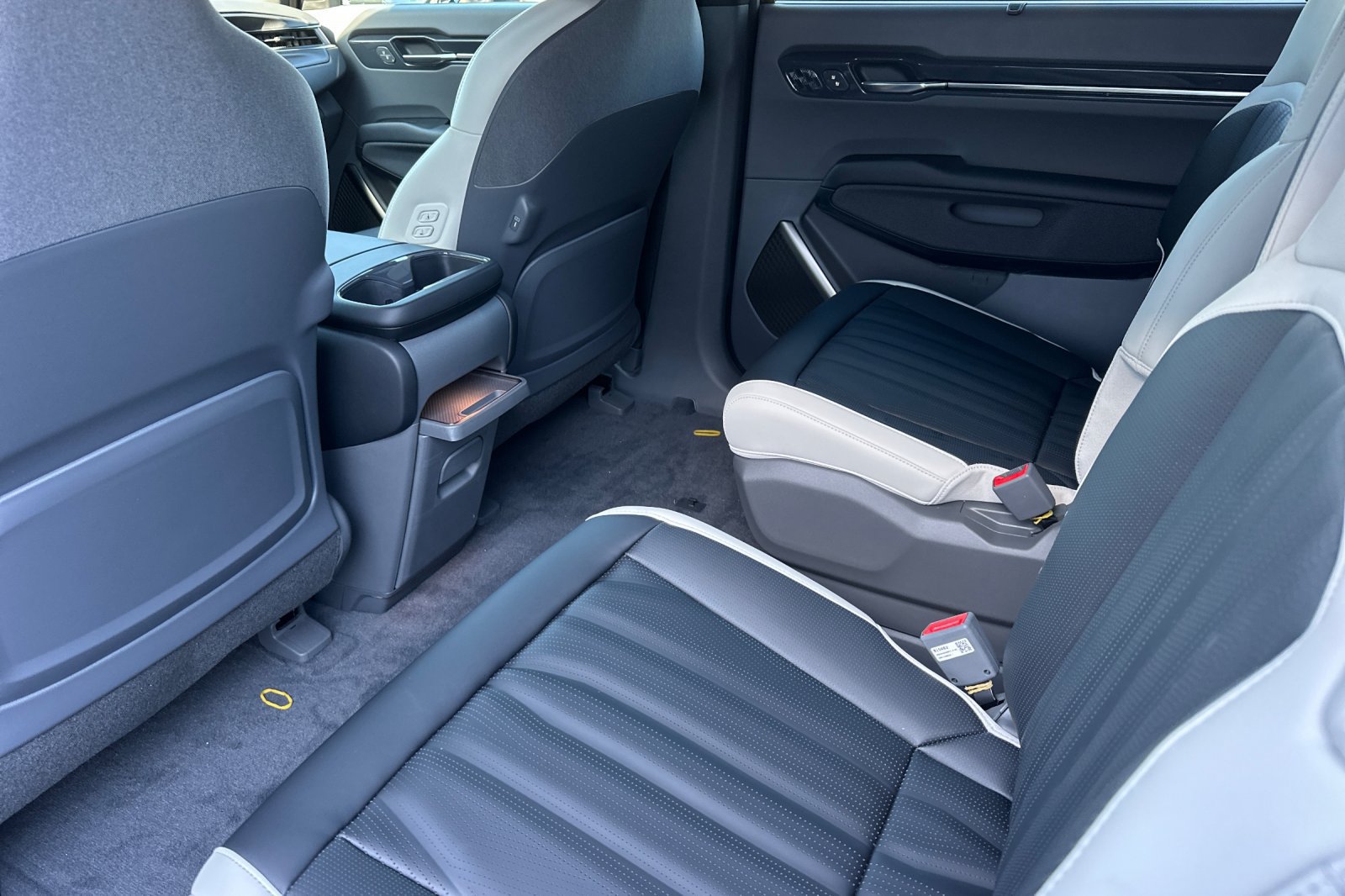 New 2026 Kia EV9 GT-Line AWD/4WD image 12