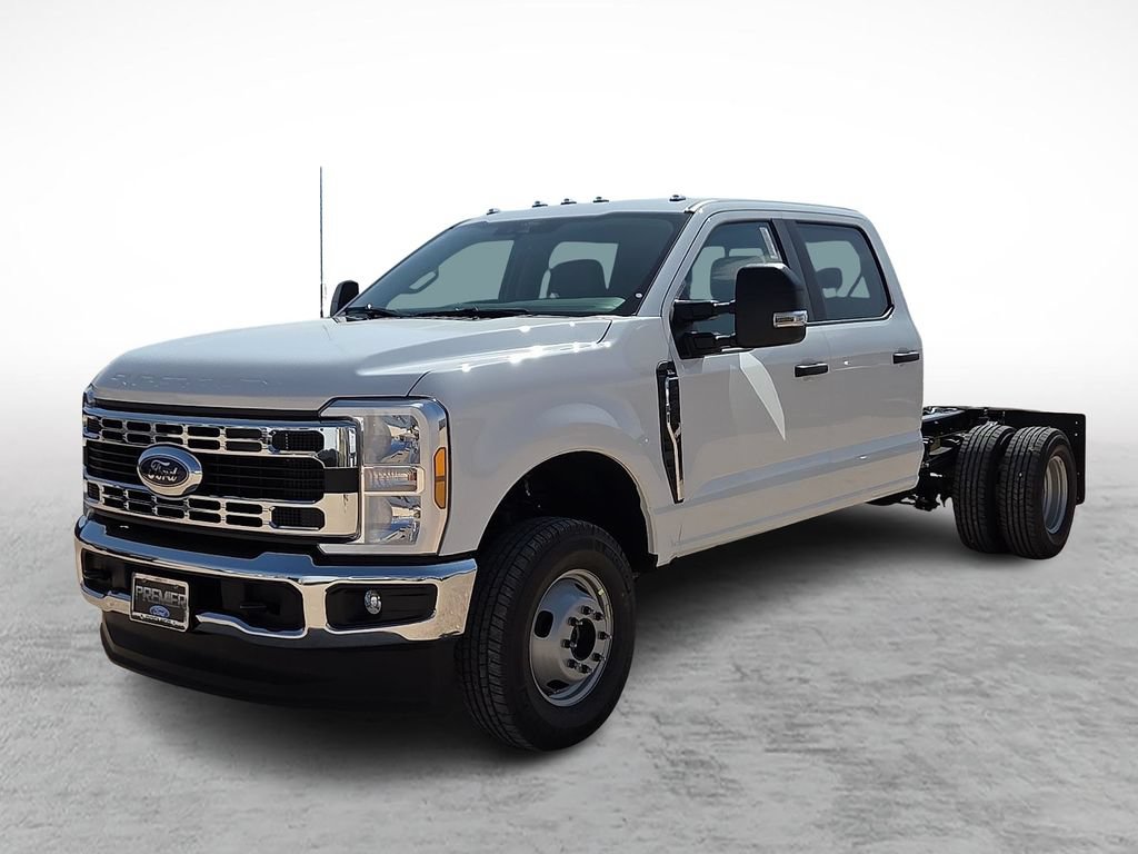 New 2026 Ford F350 XL w/ XL Chrome Package AWD/4WD image 5