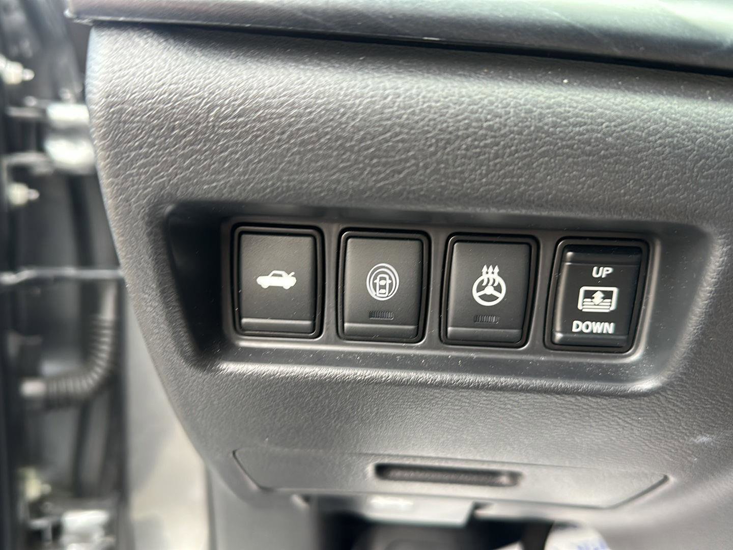 Used 2022 Nissan Maxima Platinum w/ Sport Mat Group image 24