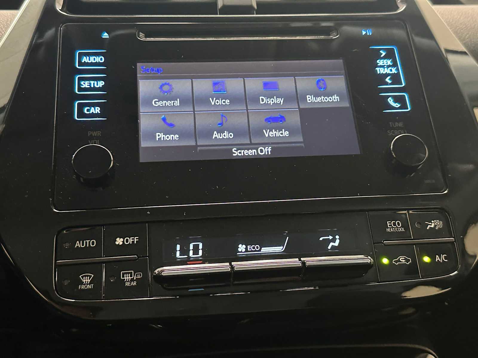 Used 2016 Toyota Prius Two image 14