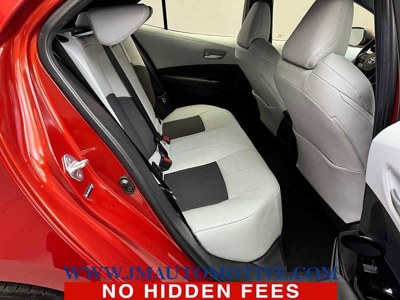 Used 2019 Toyota Corolla XSE image 17