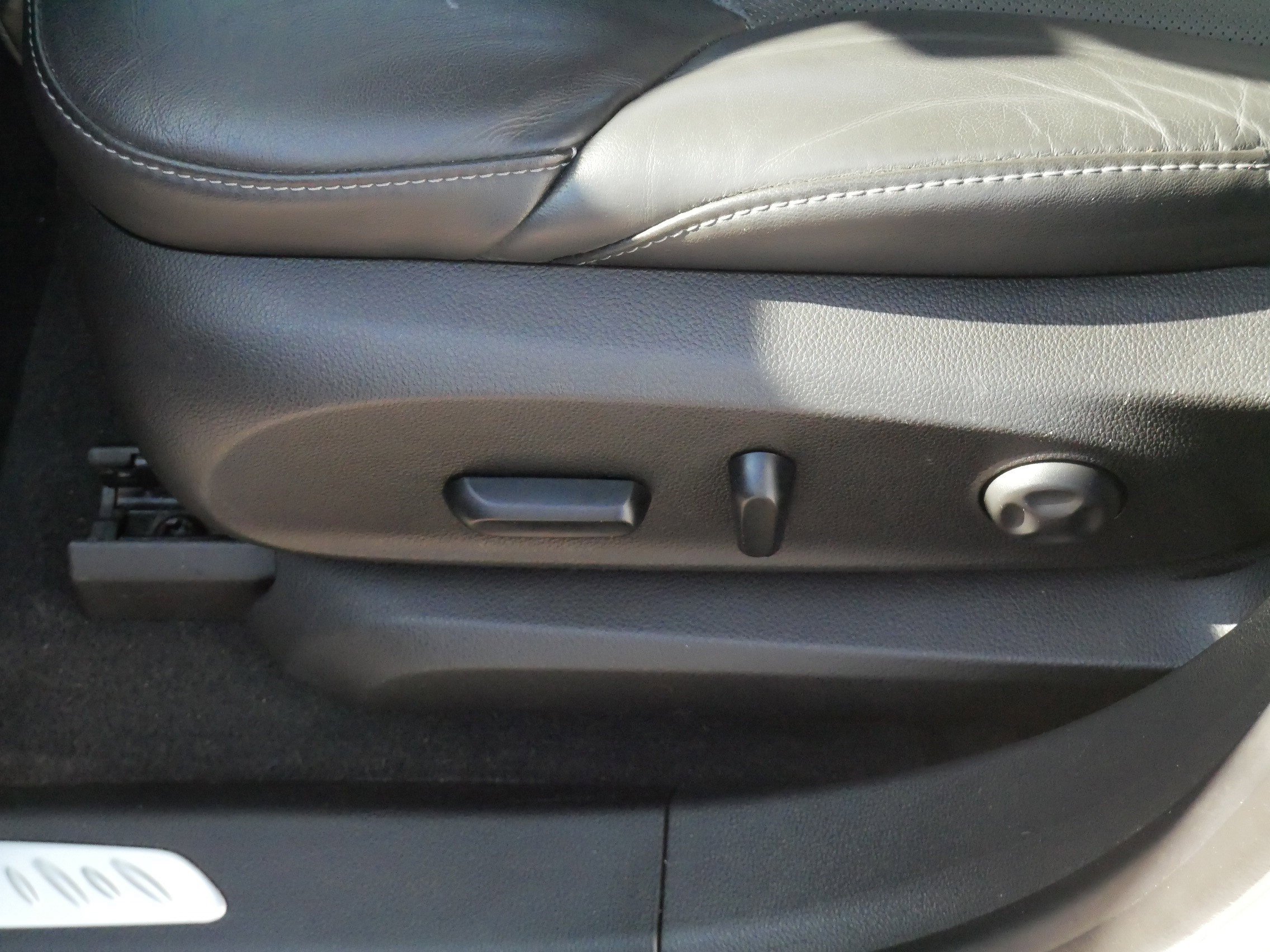 Used 2019 Buick Envision Premium w/ Driver Confidence Package image 20