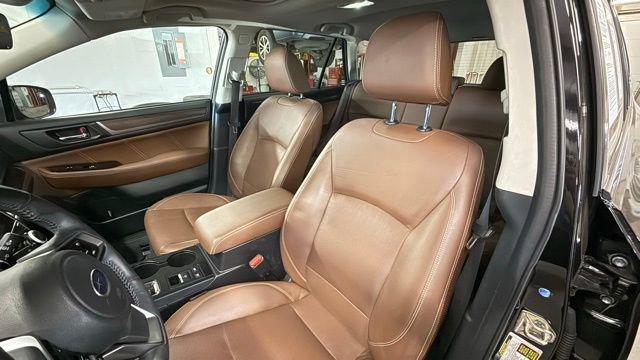 Used 2018 Subaru Outback 3.6R Touring w/ Popular Package #3 image 17