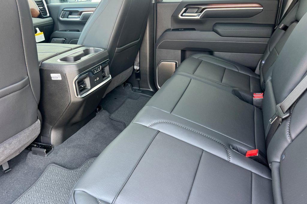 New 2026 GMC Sierra 2500 Denali w/ Technology Package image 9