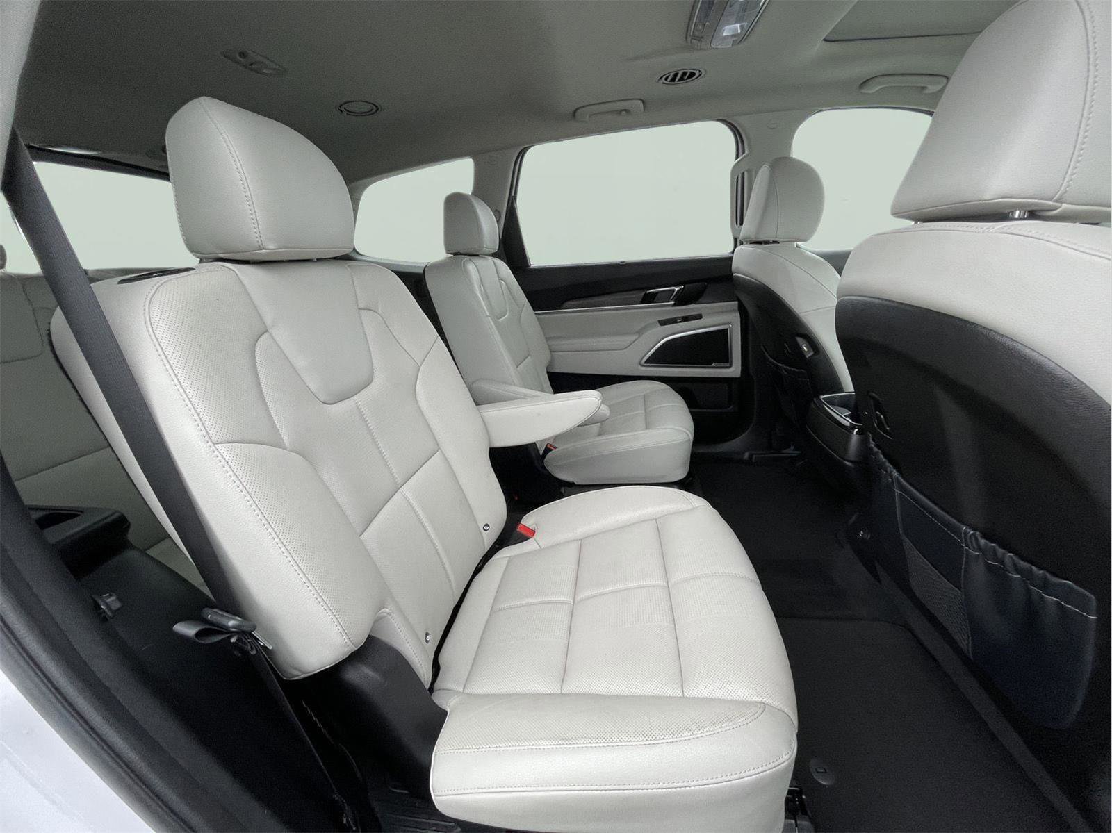 Used 2022 Kia Telluride EX w/ EX Premium Package image 21