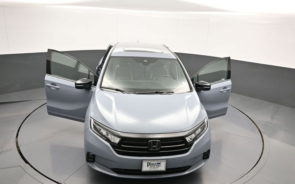 Certified 2024 Honda Odyssey Sport image 48