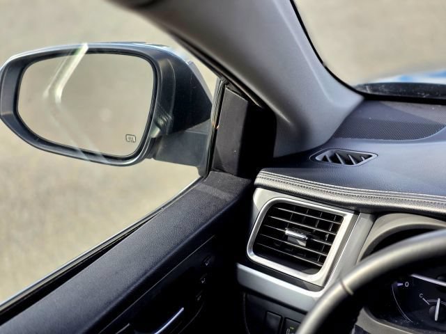 Used 2015 Toyota Highlander Limited AWD/4WD image 19