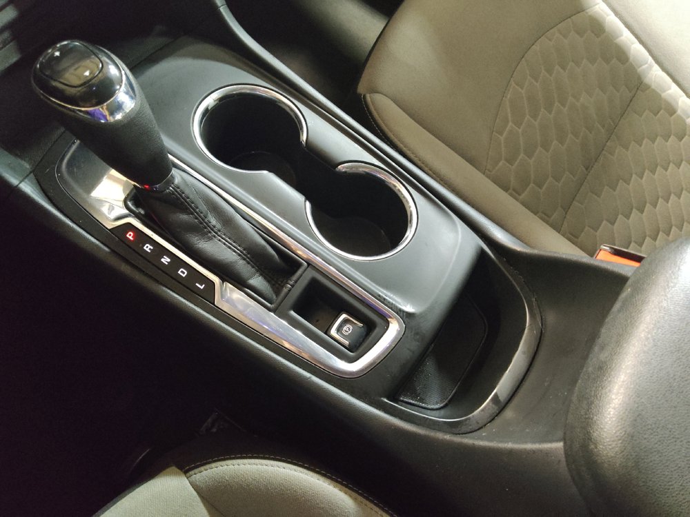Used 2021 Chevrolet Equinox LS FWD image 26