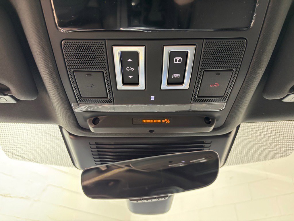 New 2026 Jaguar F-PACE R-Dynamic S image 12