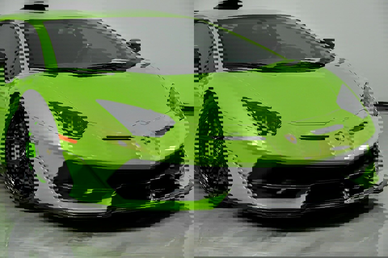 Used 2019 Lamborghini Aventador SVJ image 4