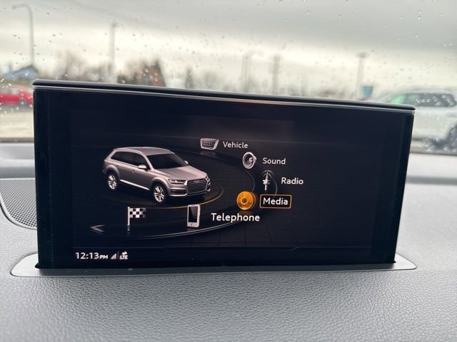 Used 2017 Audi Q7 3.0T Premium Plus w/ Premium Plus Package image 46