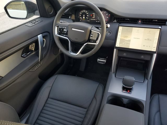 New 2026 Land Rover Discovery Sport Landmark AWD/4WD image 16