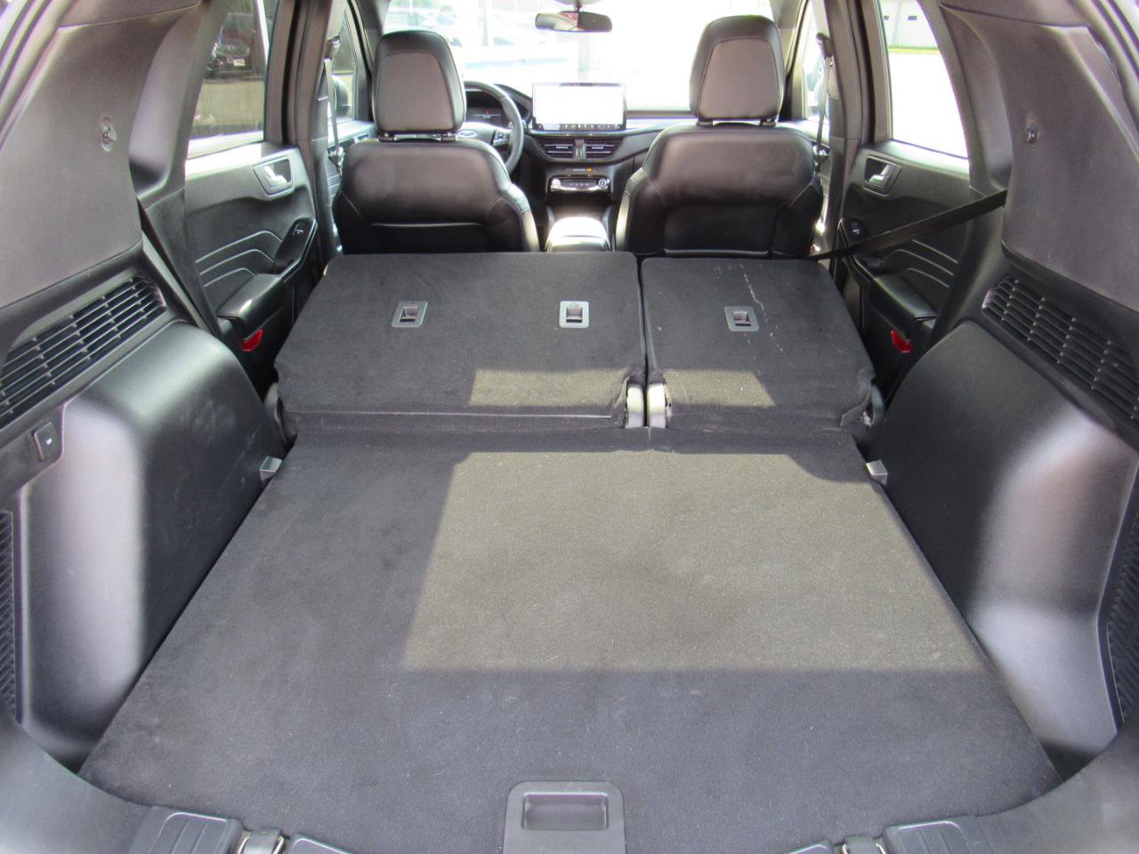 Used 2023 Ford Escape ST-Line w/ Tech Pack #1 AWD/4WD image 33