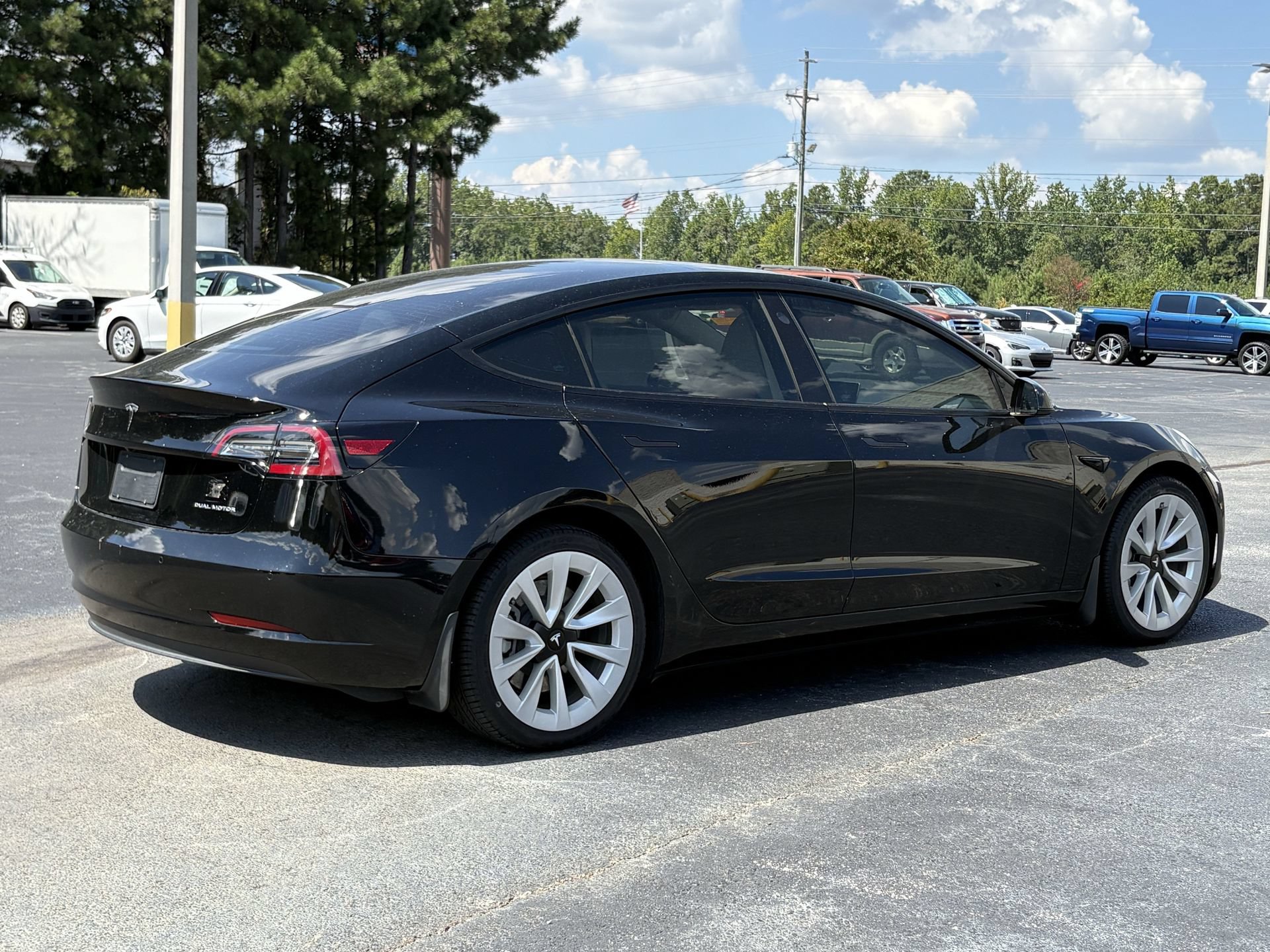 Used 2022 Tesla Model 3 Long Range AWD/4WD image 21