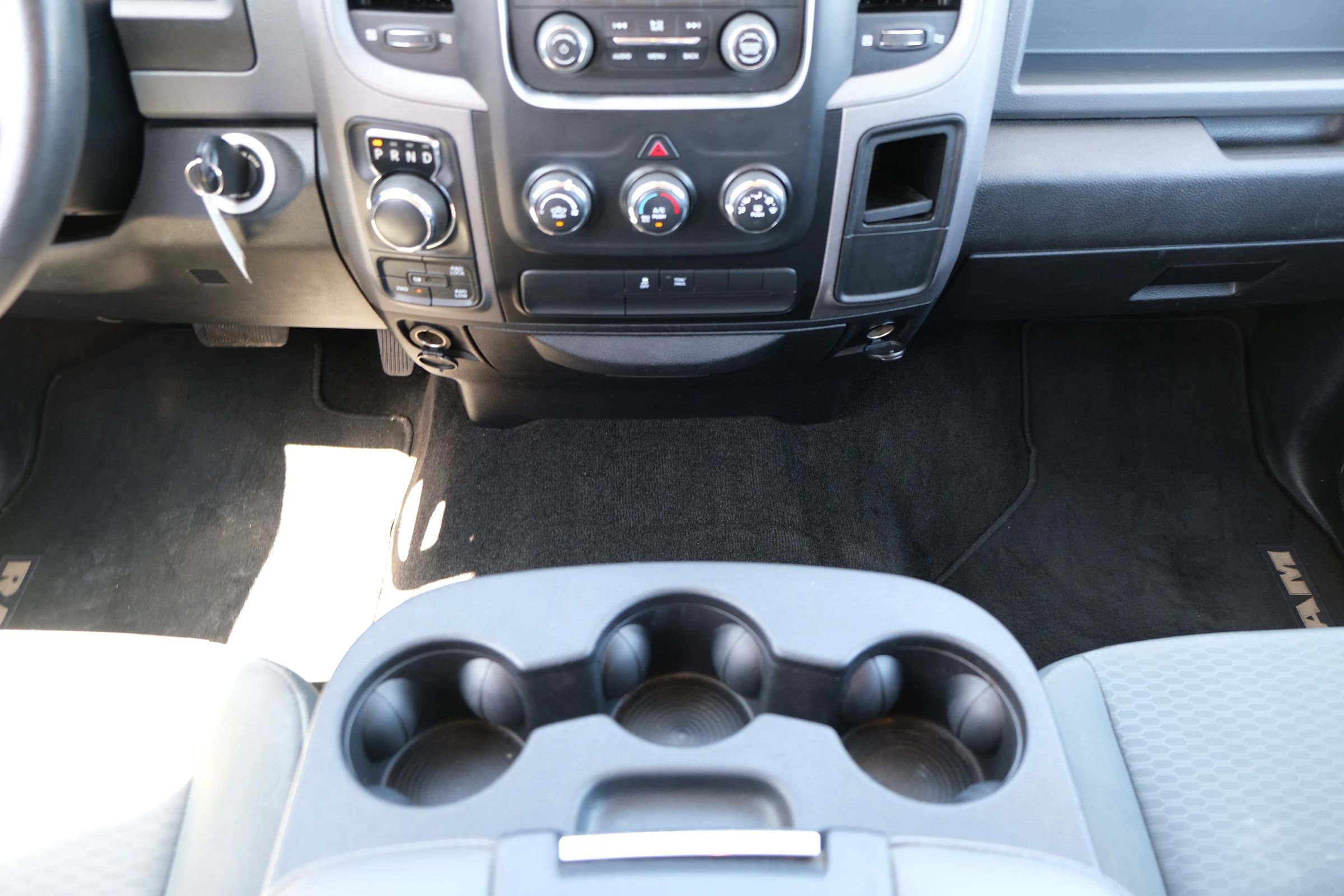 Used 2017 RAM 1500 Express image 26