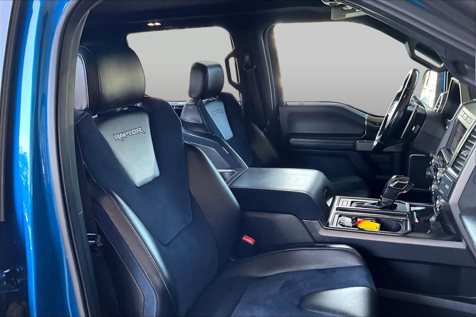 Used 2019 Ford F150 Raptor w/ Equipment Group 802A Luxury AWD/4WD image 9