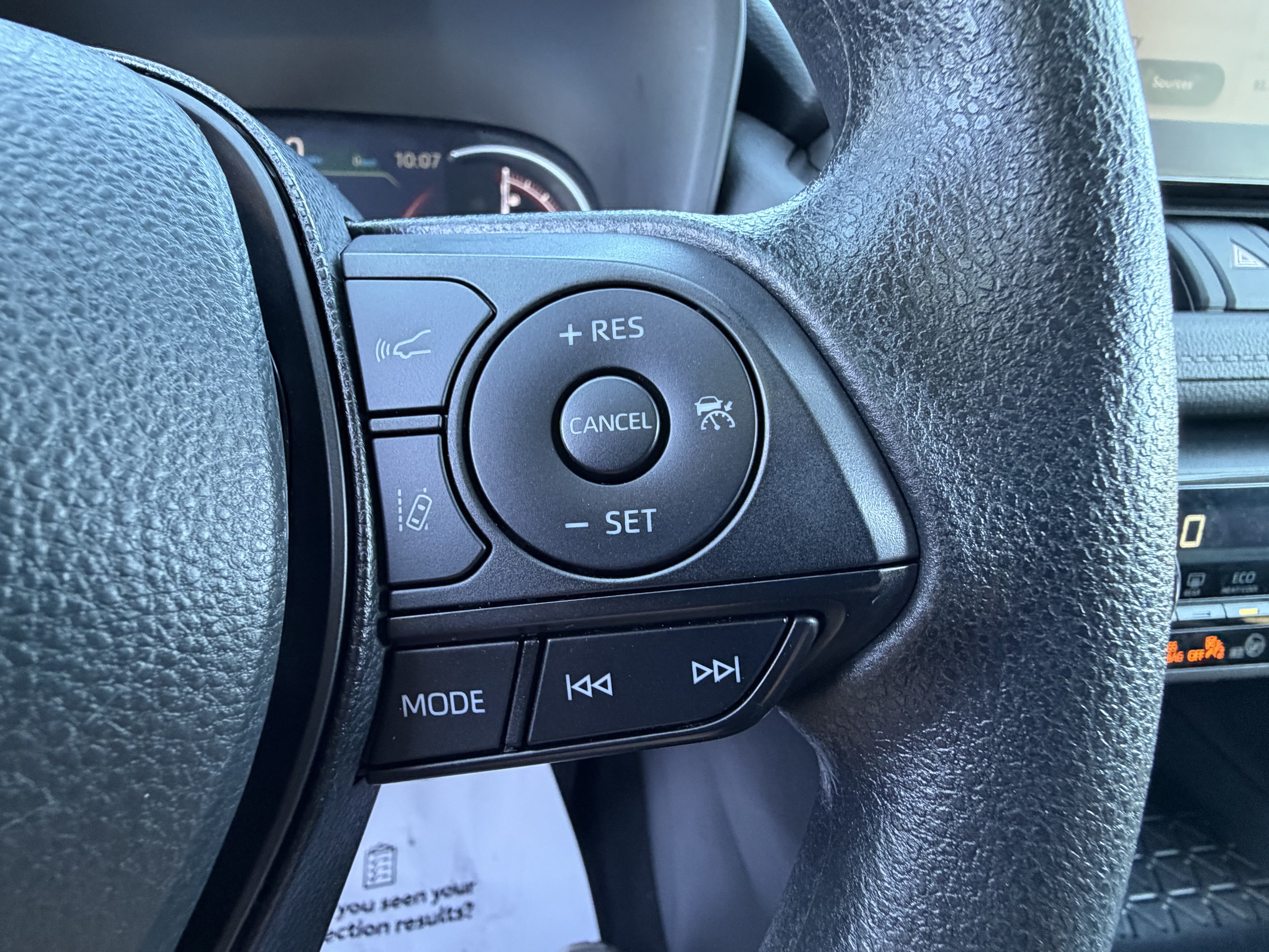 Certified 2025 Toyota RAV4 XLE AWD/4WD image 23