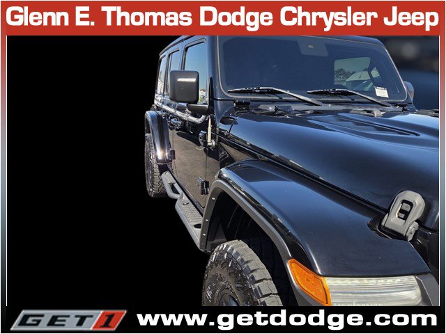 Used 2022 Jeep Wrangler Unlimited Rubicon AWD/4WD image 3