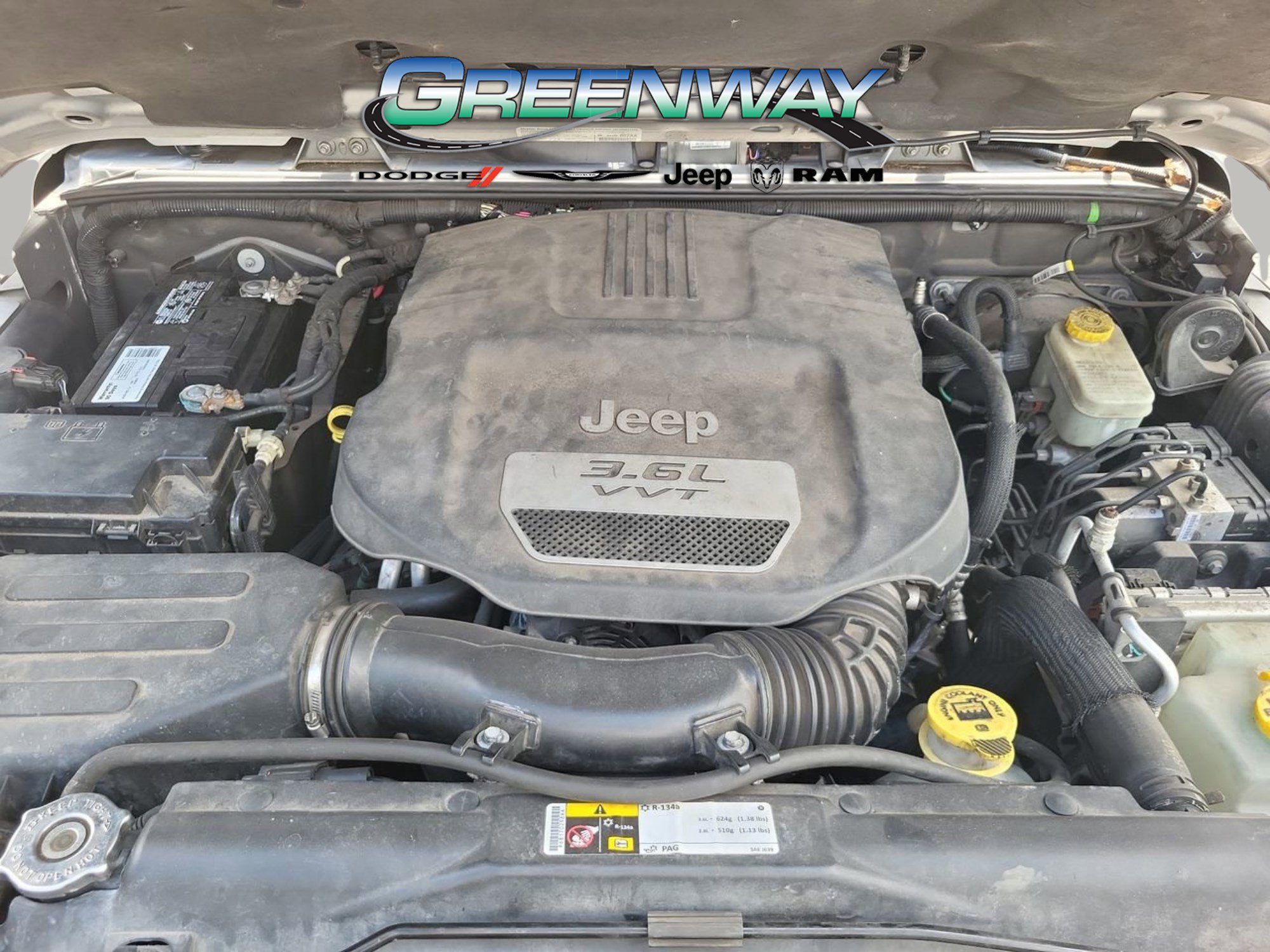 Used 2013 Jeep Wrangler Unlimited Sahara w/ Connectivity Group image 9