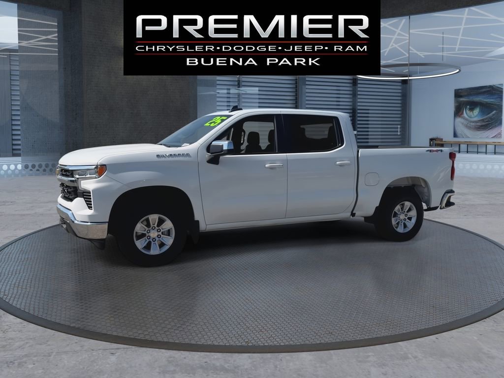 Used 2025 Chevrolet Silverado 1500 LT w/ Work Truck Package AWD/4WD image 4