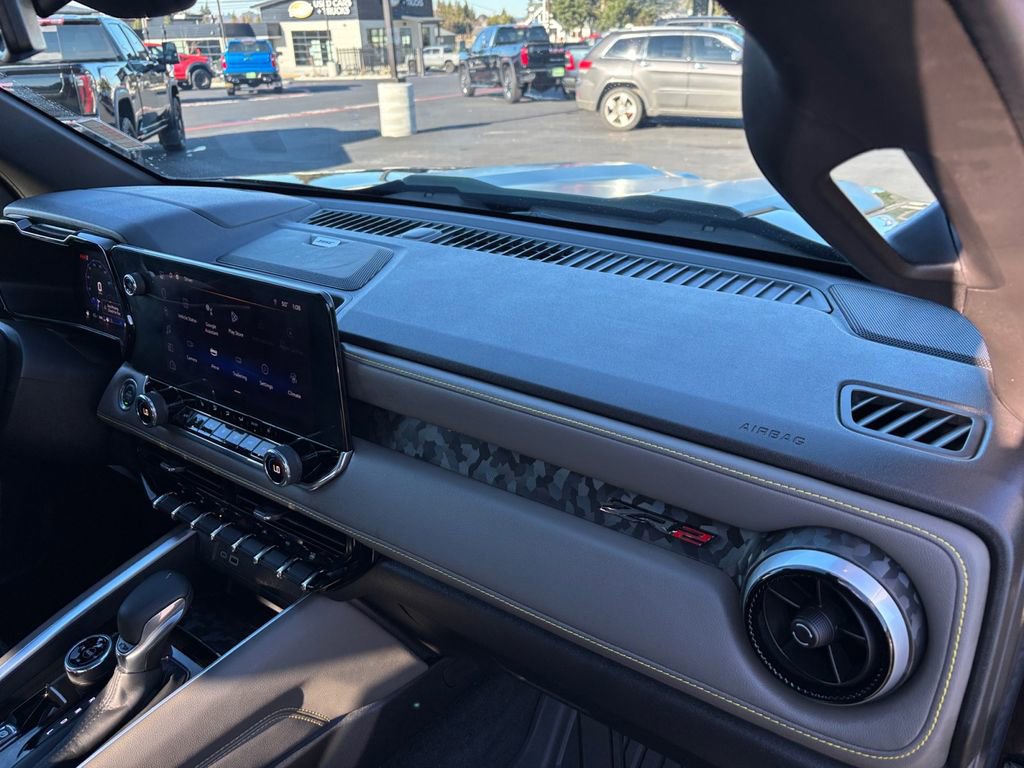 Used 2024 Chevrolet Colorado ZR2 w/ ZR2 Bison Edition image 27