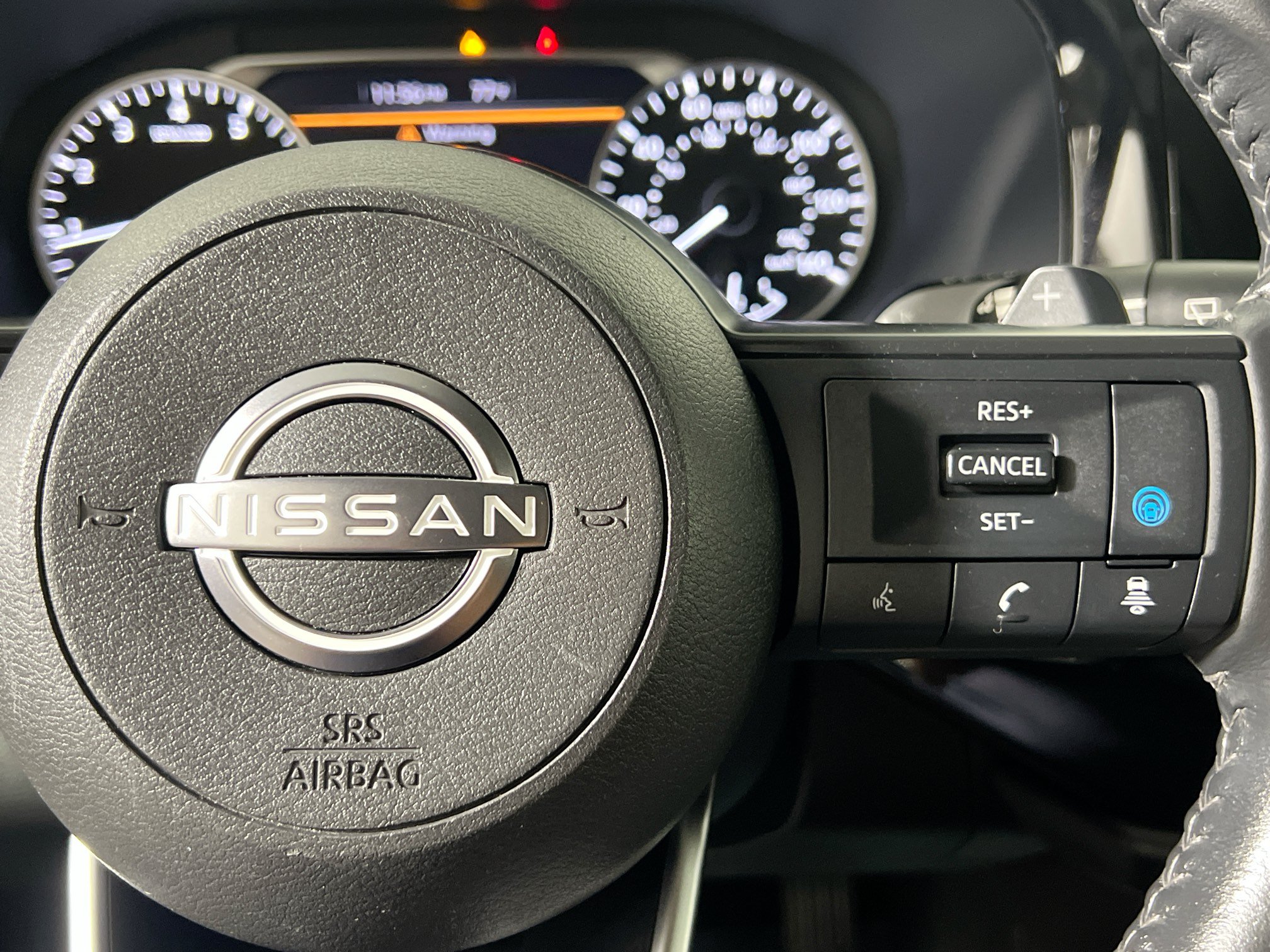 Used 2024 Nissan Pathfinder SV AWD/4WD image 20